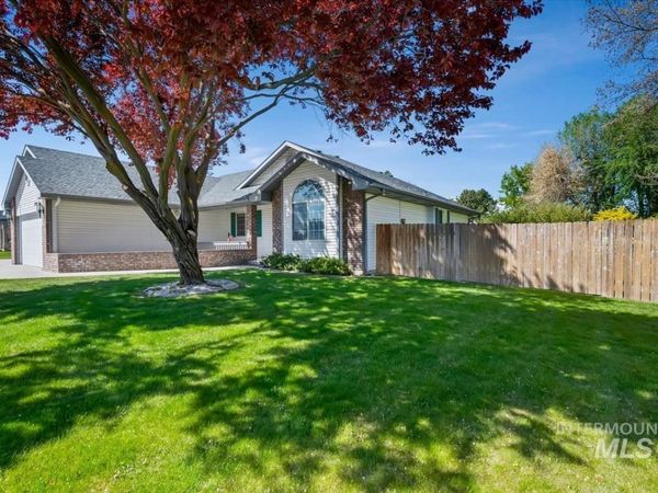 2501 S Meyer St, Nampa, ID 83686