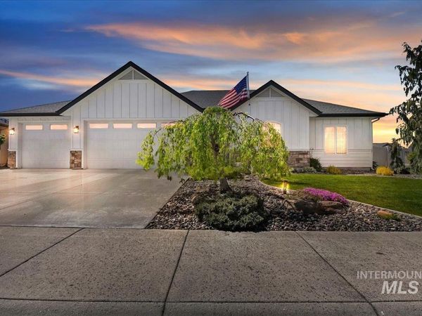921 N Mira Way, Star, ID 83669