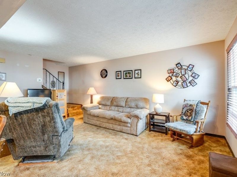 58 New Castle Lane , Mentor, OH 44060 Photo 10