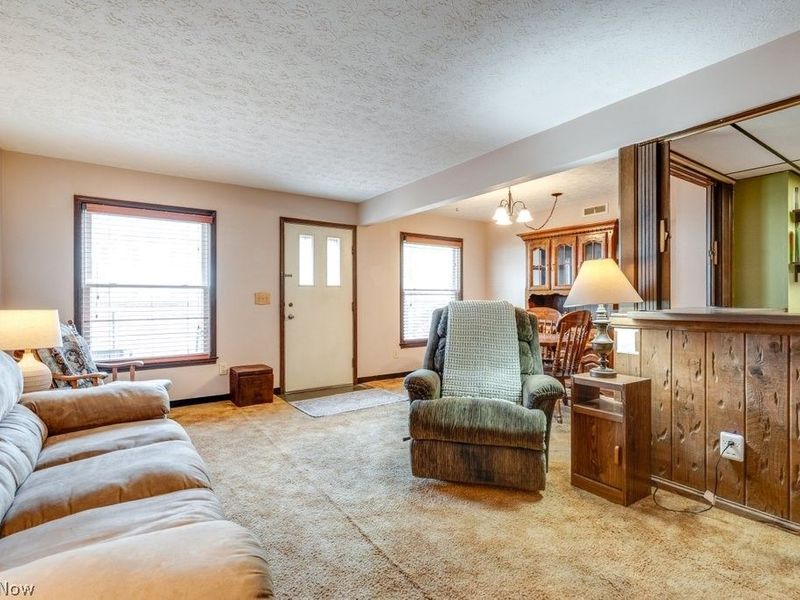 58 New Castle Lane , Mentor, OH 44060 Photo 9