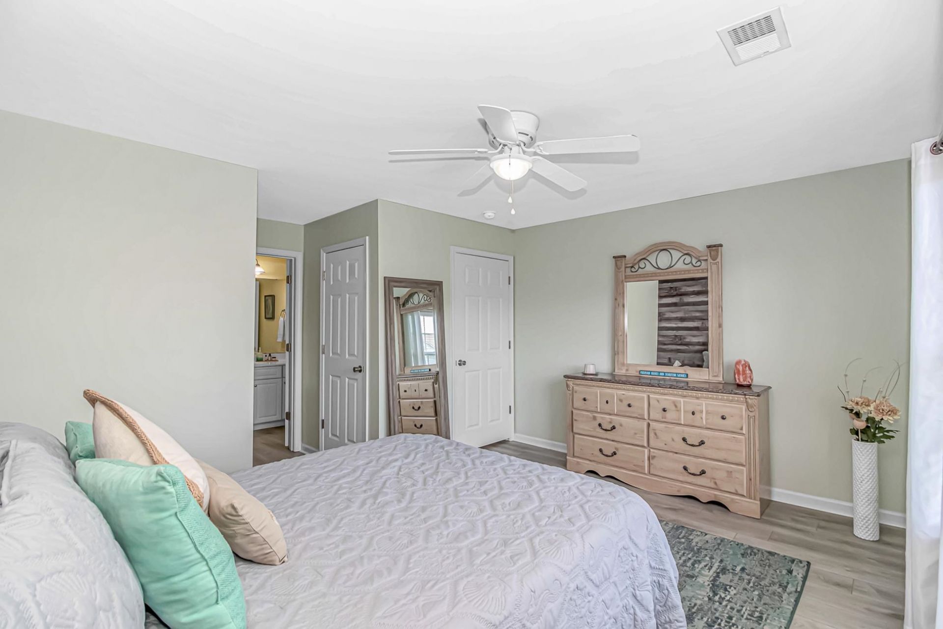 135 Butkus Dr.  Photo 17