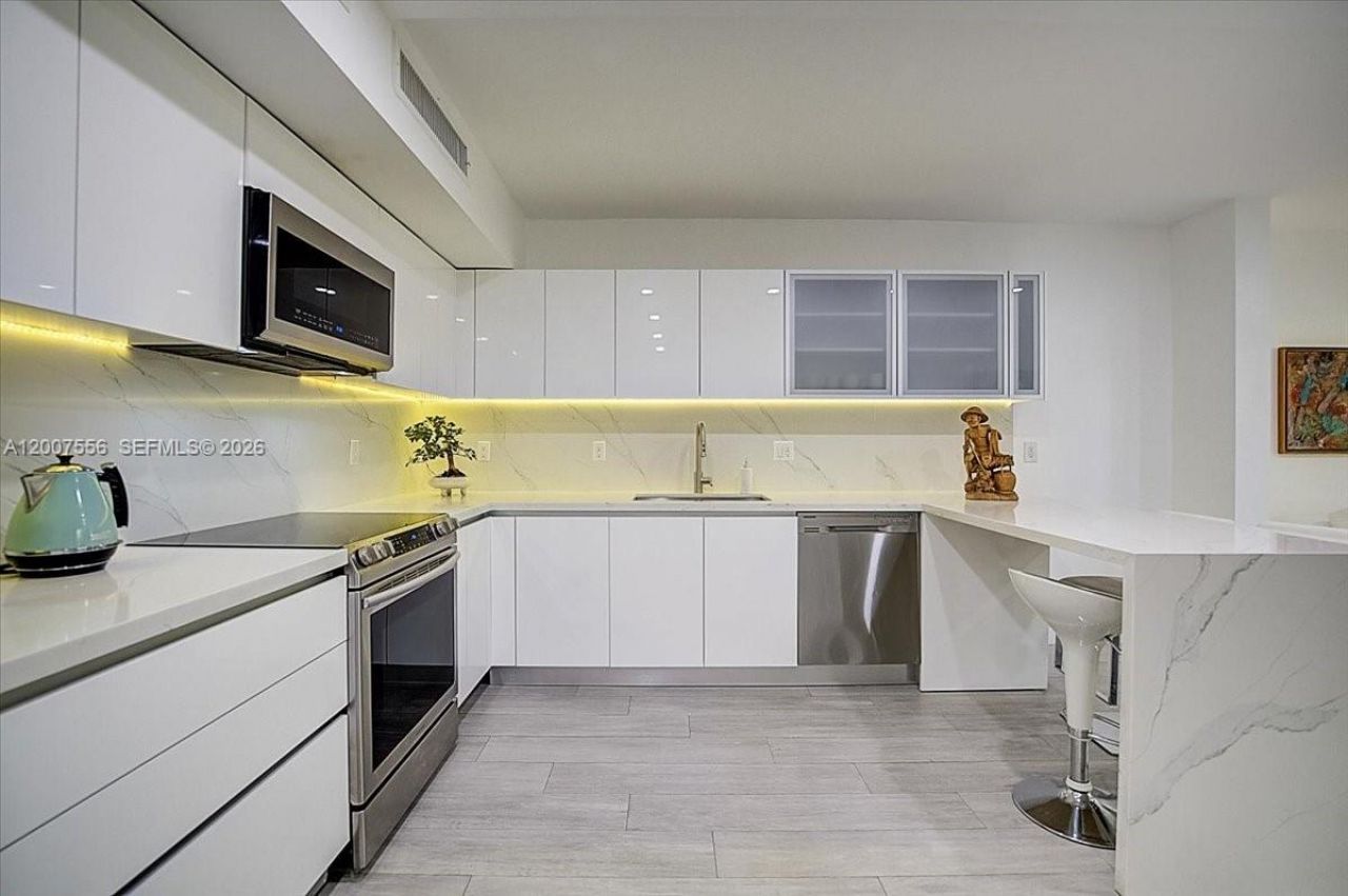 101 Crandon Blvd, Unit 276, Key Biscayne, FL 33149 Photo