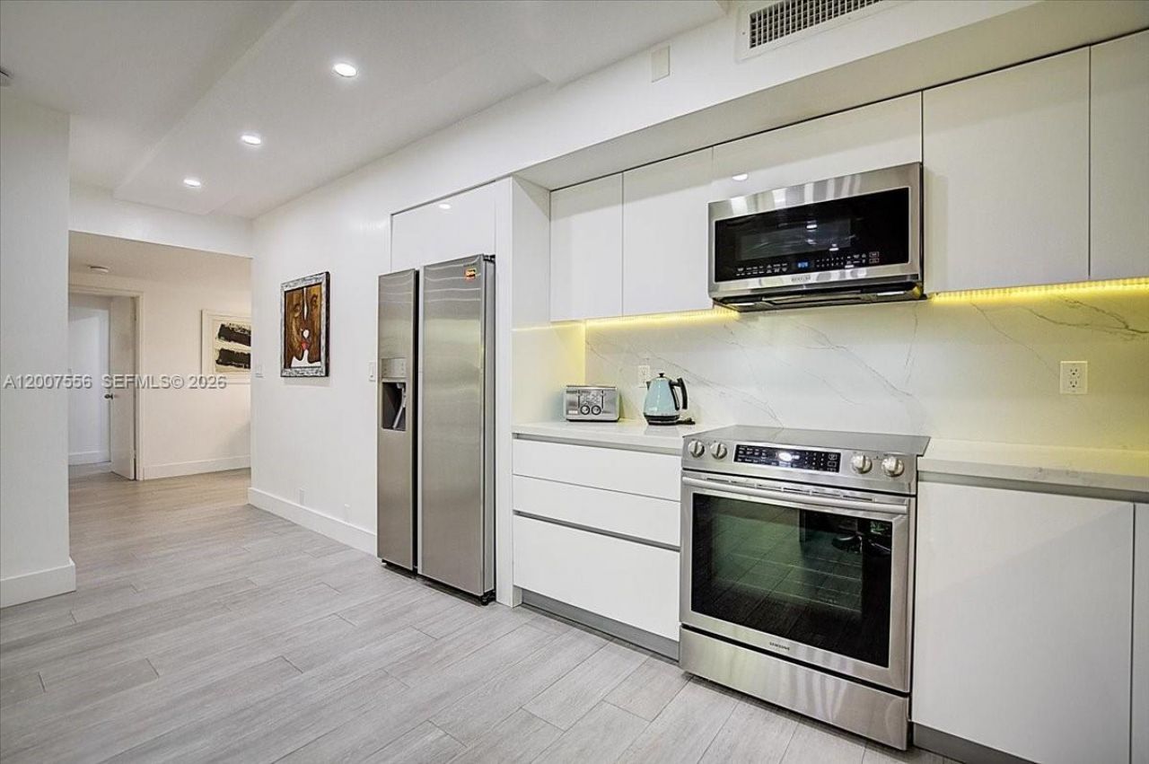 101 Crandon Blvd, Unit 276, Key Biscayne, FL 33149 Photo