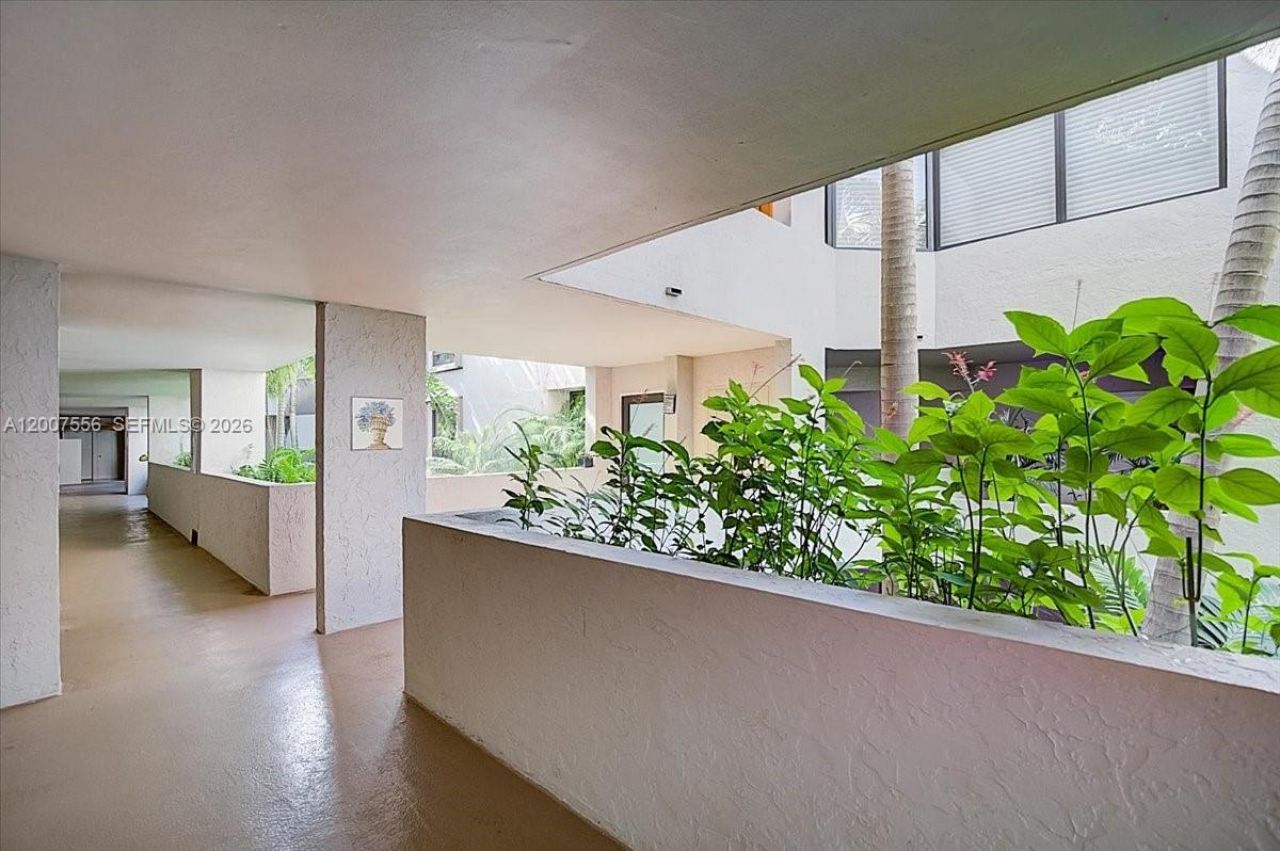 101 Crandon Blvd, Unit 276, Key Biscayne, FL 33149 Photo