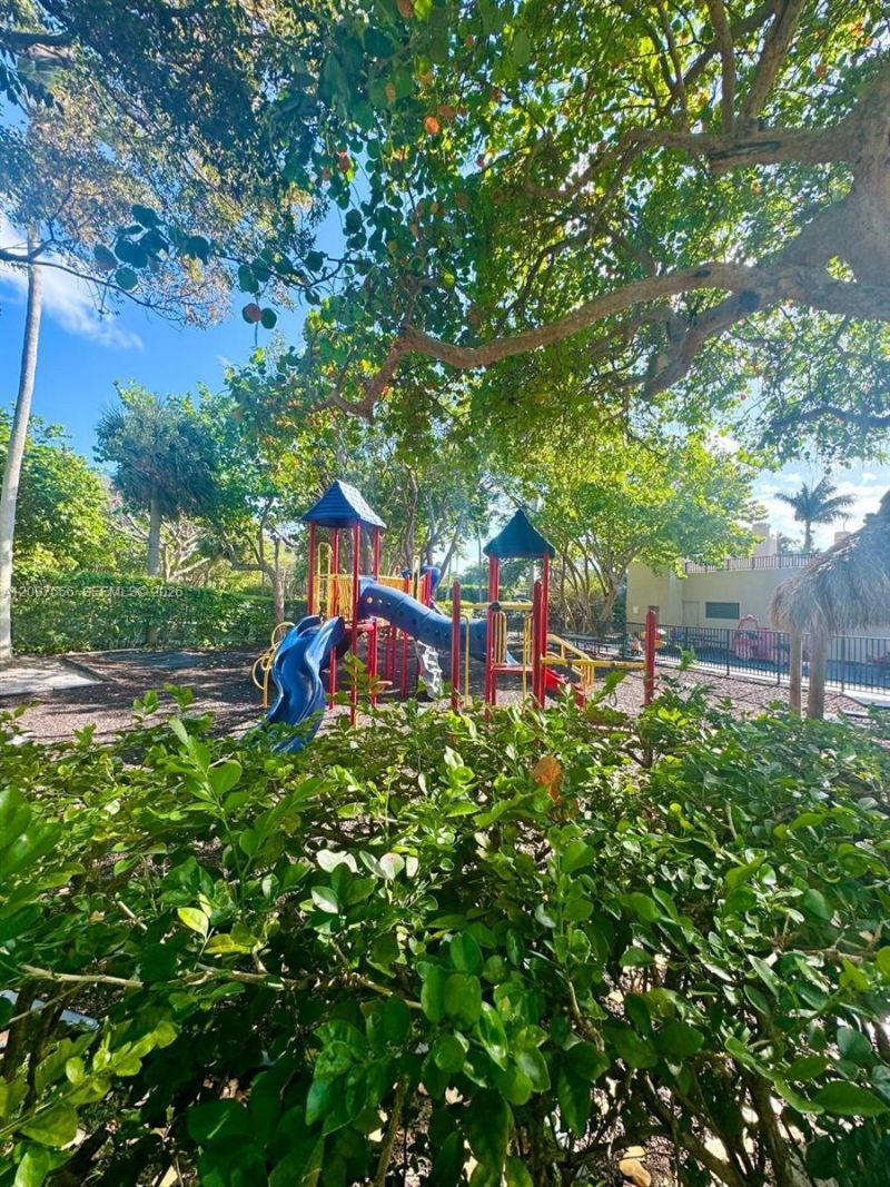 101 Crandon Blvd, Unit 276, Key Biscayne, FL 33149 Photo