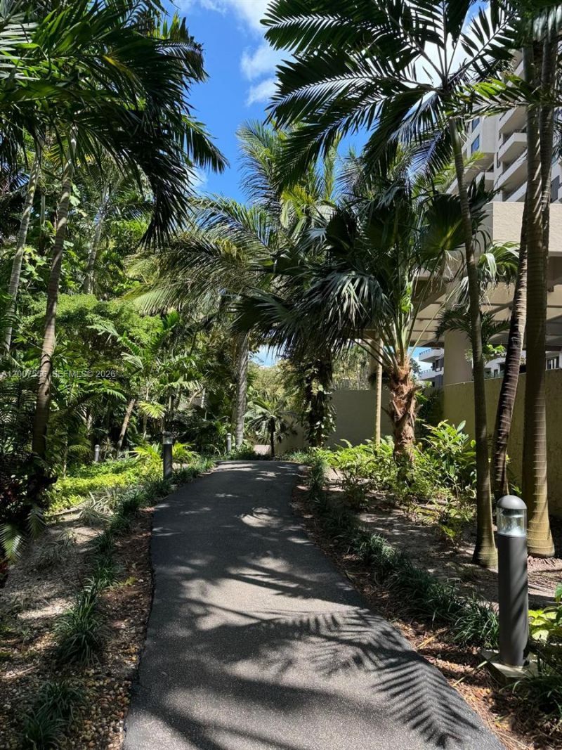 101 Crandon Blvd, Unit 276, Key Biscayne, FL 33149 Photo