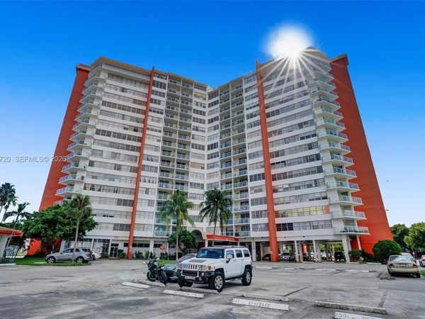 1351 NE Miami Gardens Dr, Unit 413E, Miami, FL 33179