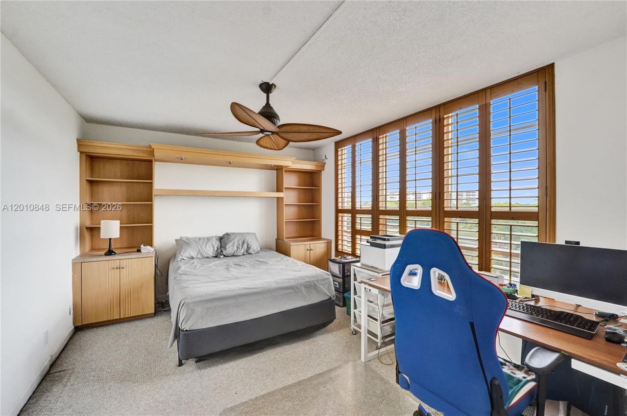 575 Oaks Ln, Unit 508, Pompano Beach, FL 33069 Photo