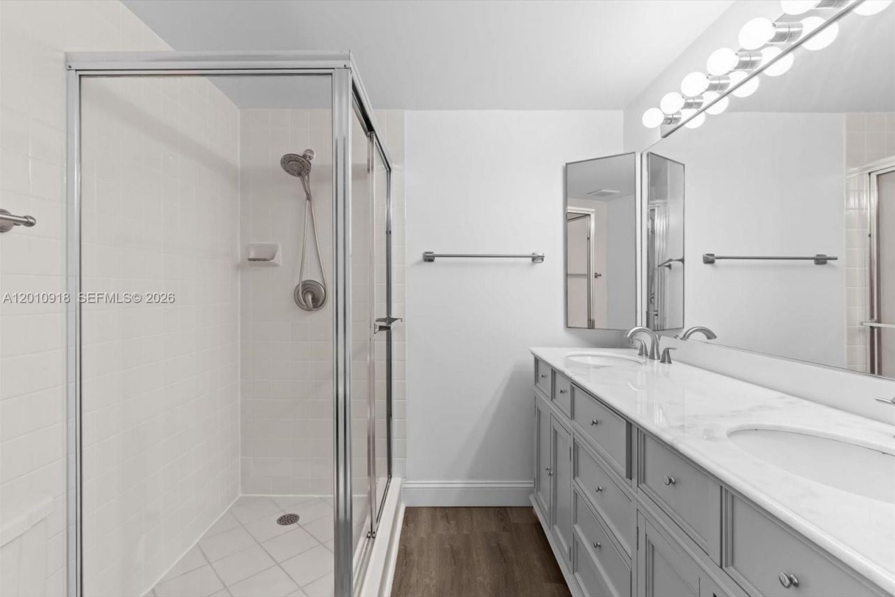 6001 60th Way , West Palm Beach, FL 33409 Photo
