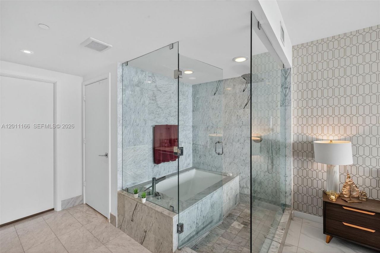 3131 NE 7th Ave , Unit 4503, Miami, FL 33137 Photo