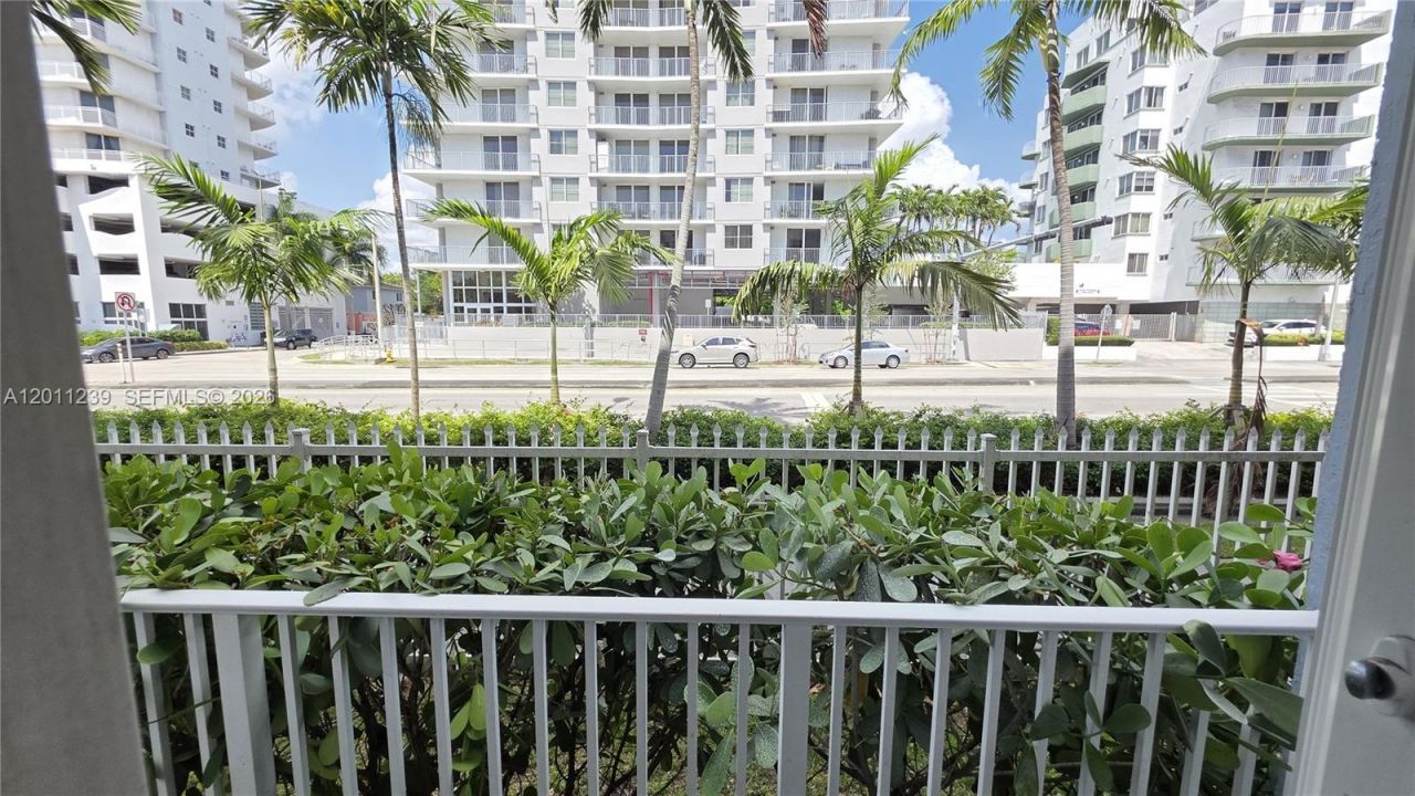 2575 SW 27th Ave , Unit 105, Miami, FL 33133 Photo