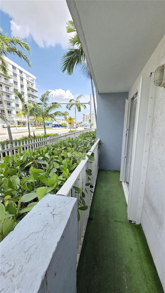 2575 SW 27th Ave , Unit 105, Miami, FL 33133 Photo