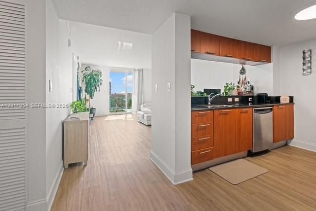 1800 N Bayshore Dr , Unit 1604, Miami, FL 33132 Photo