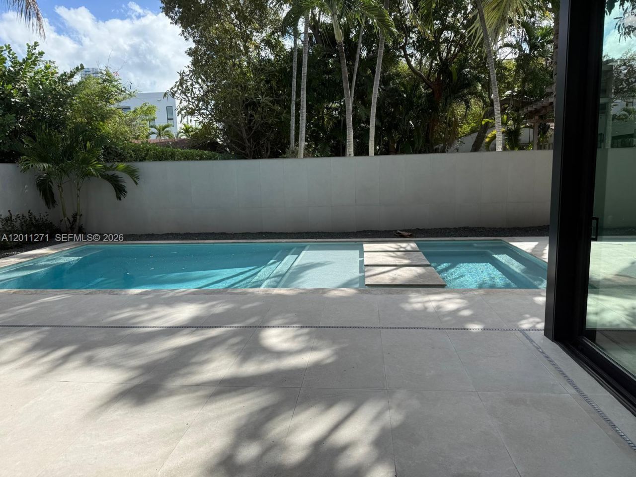 125 SW 29th Rd , Miami, FL 33129 Photo