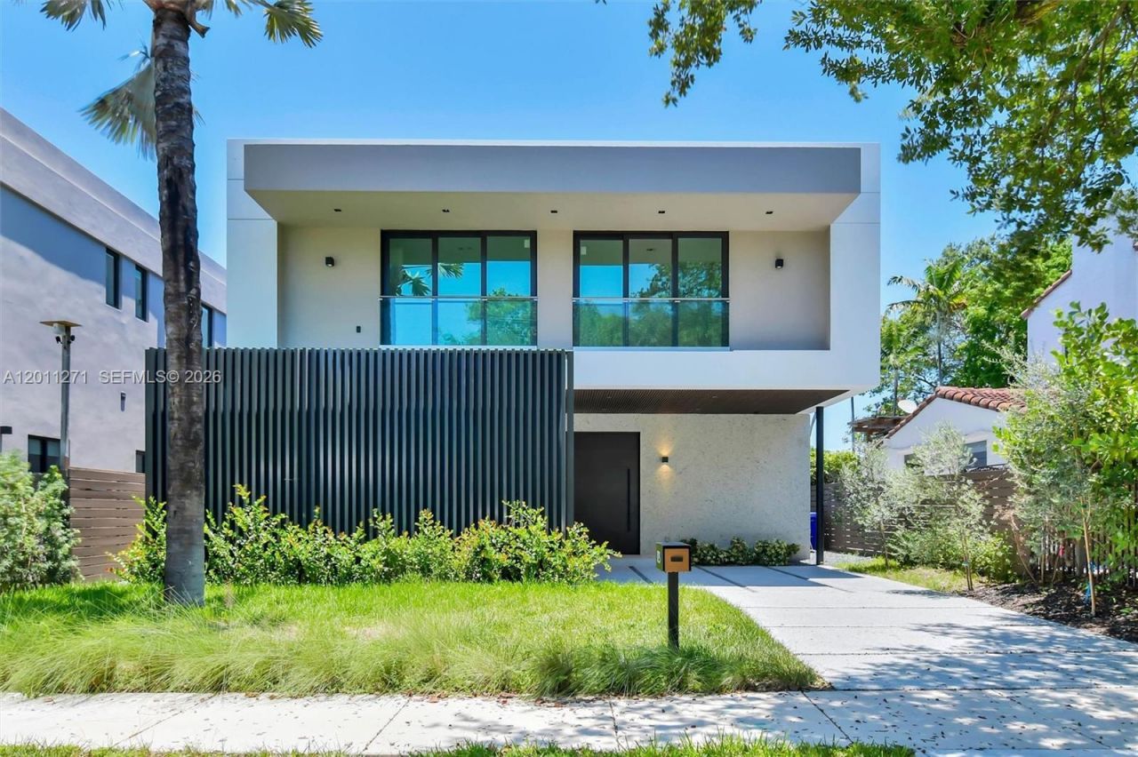 125 SW 29th Rd , Miami, FL 33129 Photo