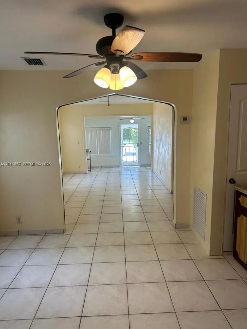 11108 Peachtree Dr , Unit 1, Miami, FL 33161 Photo