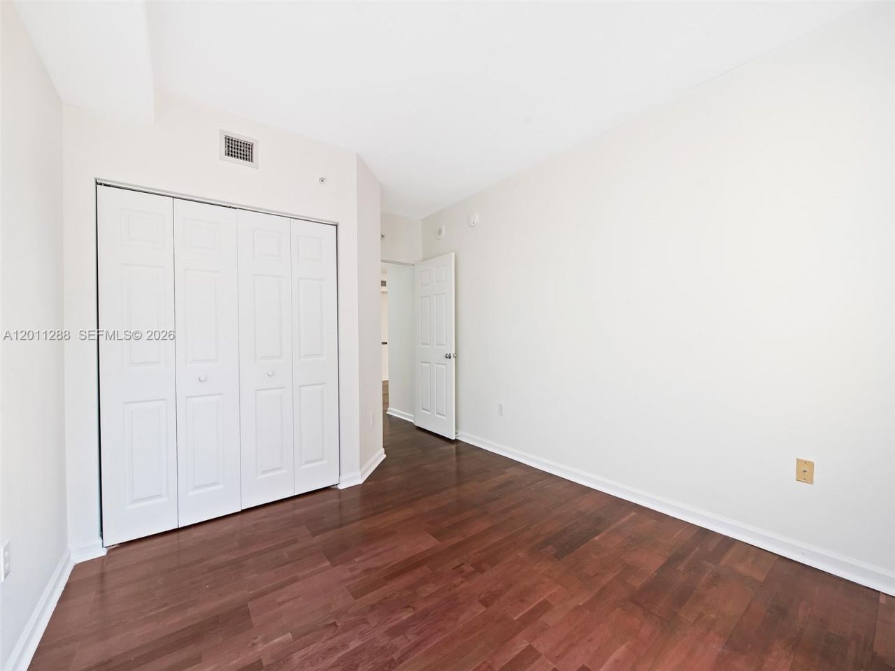 17100 N Bay Rd, Unit 1614, Sunny Isles Beach, FL 33160 Photo