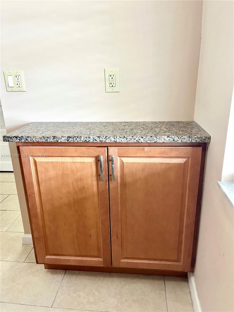551 NW 80th Ter, Unit 208, Margate, FL 33063 Photo