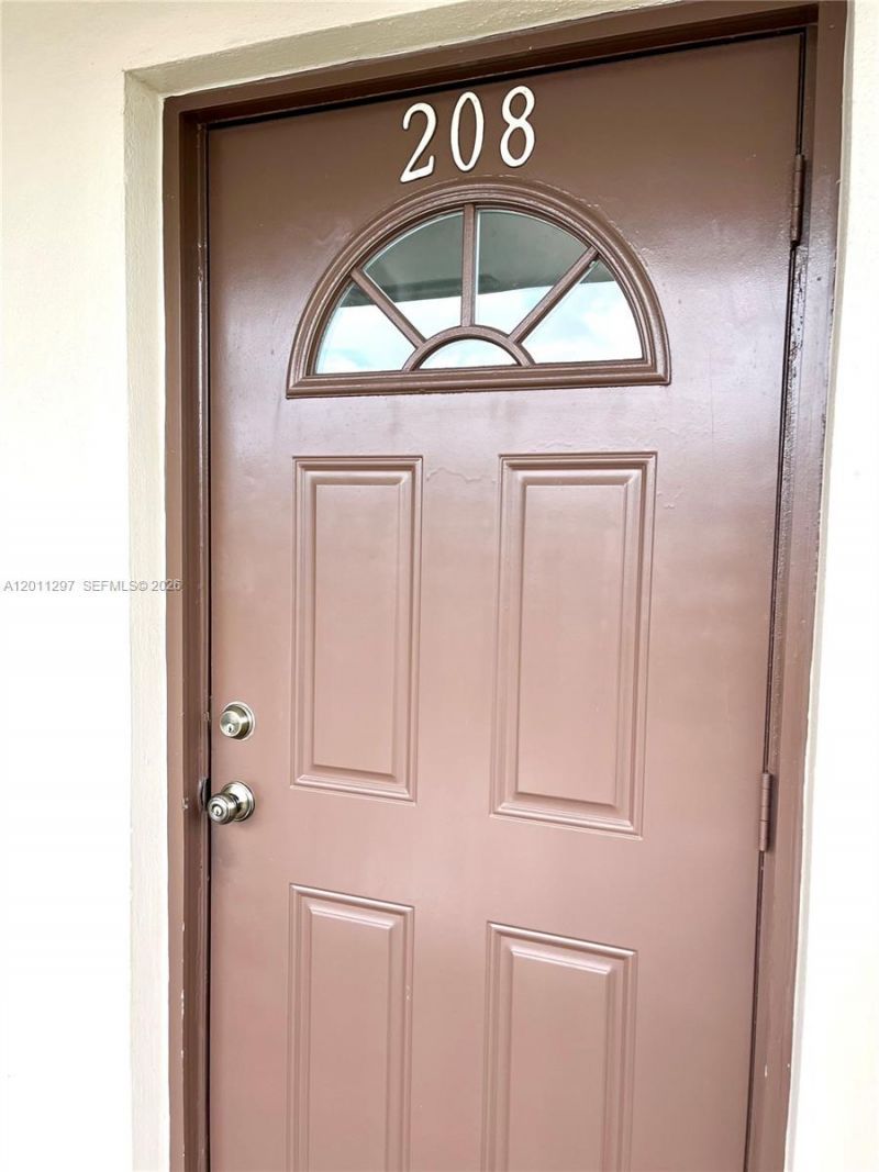 551 NW 80th Ter , Unit 208, Margate, FL 33063 Photo