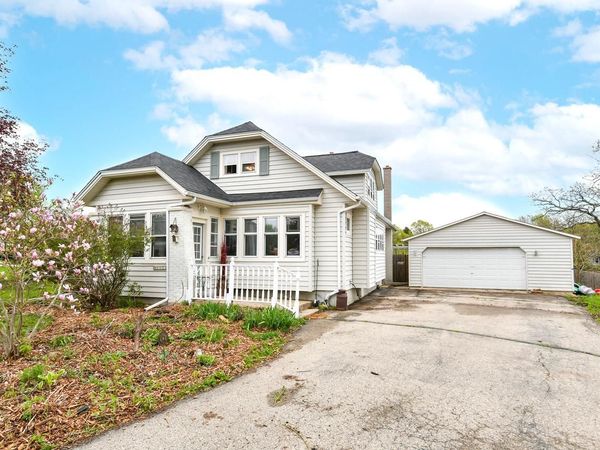 N6612 Juniper ROAD, Elkhorn, WI 53121