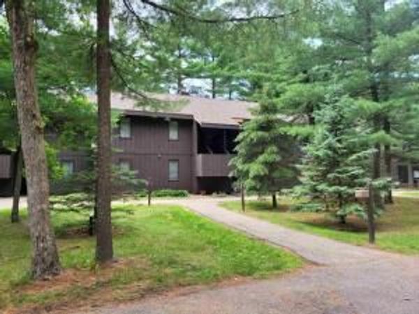 11 Spruce TRAIL, Wisconsin Dells, WI 53965