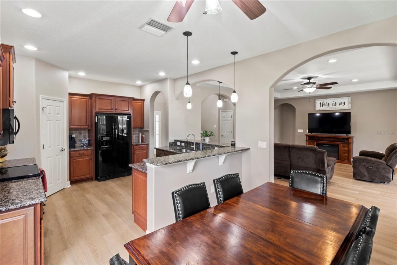 1269 Western Pine Circle, Sarasota, FL 34240 Photo