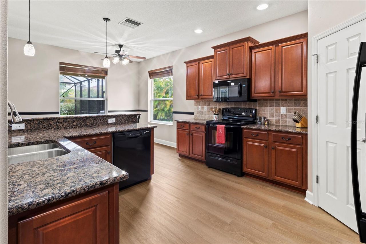 1269 Western Pine Circle, Sarasota, FL 34240 Photo