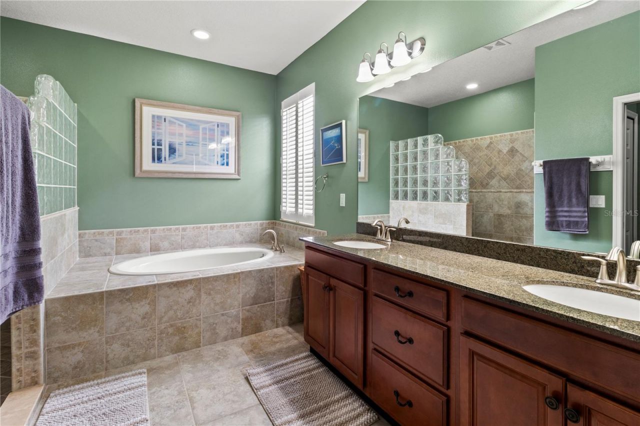 1269 Western Pine Circle, Sarasota, FL 34240 Photo