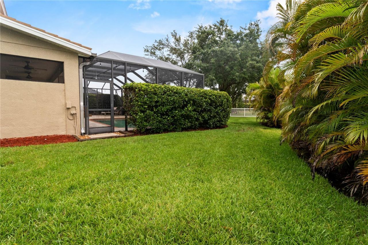 1269 Western Pine Circle, Sarasota, FL 34240 Photo