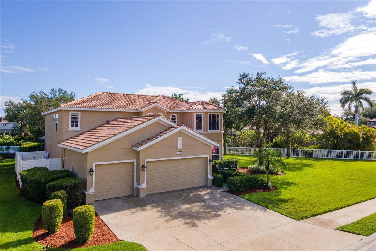 1269 Western Pine Circle, Sarasota, FL 34240 Photo