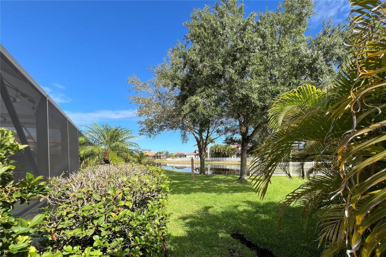 1269 Western Pine Circle, Sarasota, FL 34240 Photo