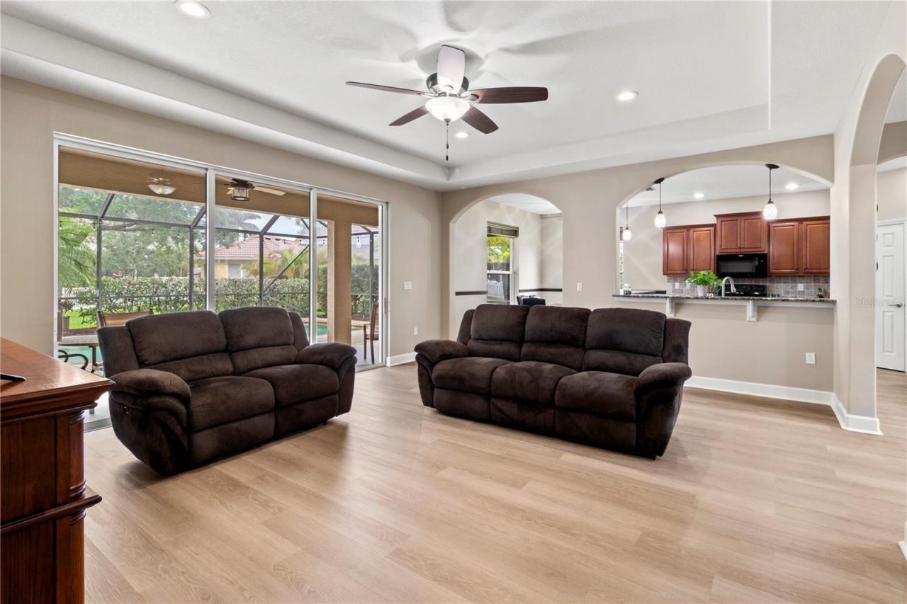 1269 Western Pine Circle, Sarasota, FL 34240 Photo