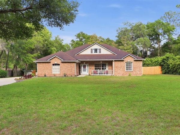 1661 WONDERING OAK LANE , DELAND, FL 32720