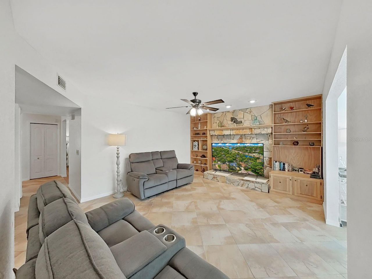 7645 Harbor View Way, Seminole, FL 33776 Photo