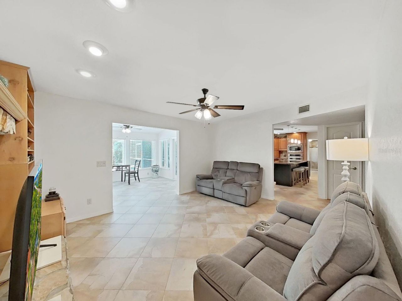 7645 Harbor View Way, Seminole, FL 33776 Photo