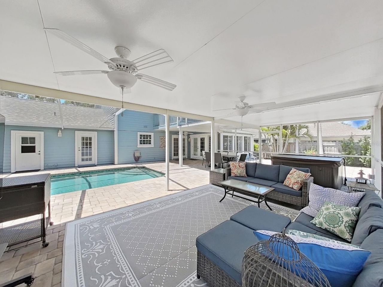 7645 Harbor View Way, Seminole, FL 33776 Photo