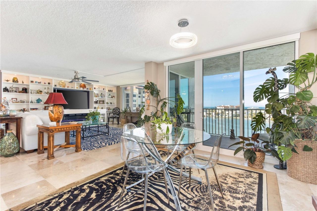 736 Island Way, Unit 804, Clearwater, FL 33767 Photo