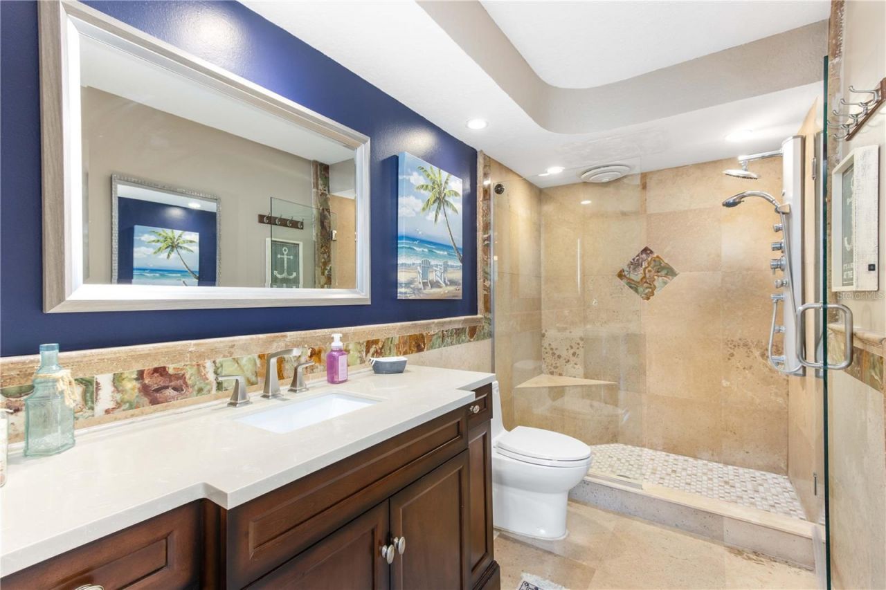 736 Island Way, Unit 804, Clearwater, FL 33767 Photo