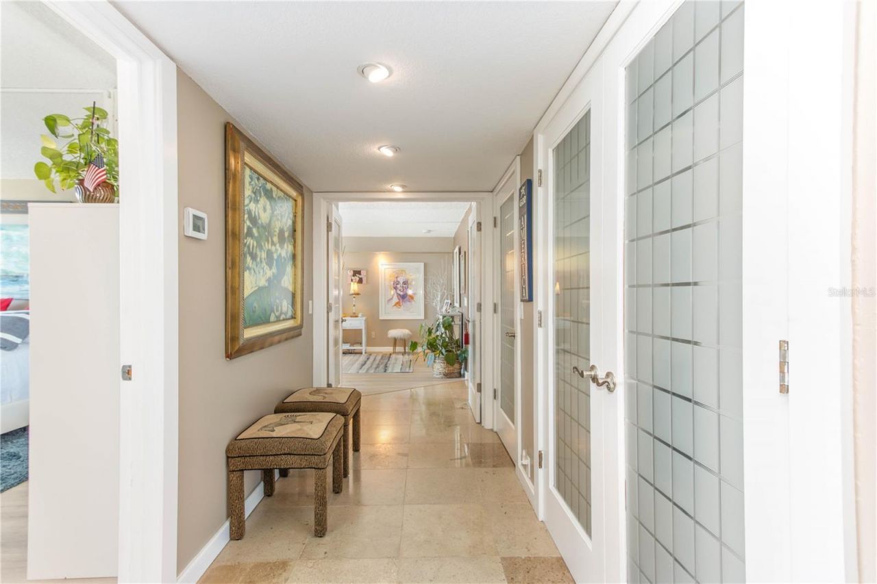 736 Island Way, Unit 804, Clearwater, FL 33767 Photo