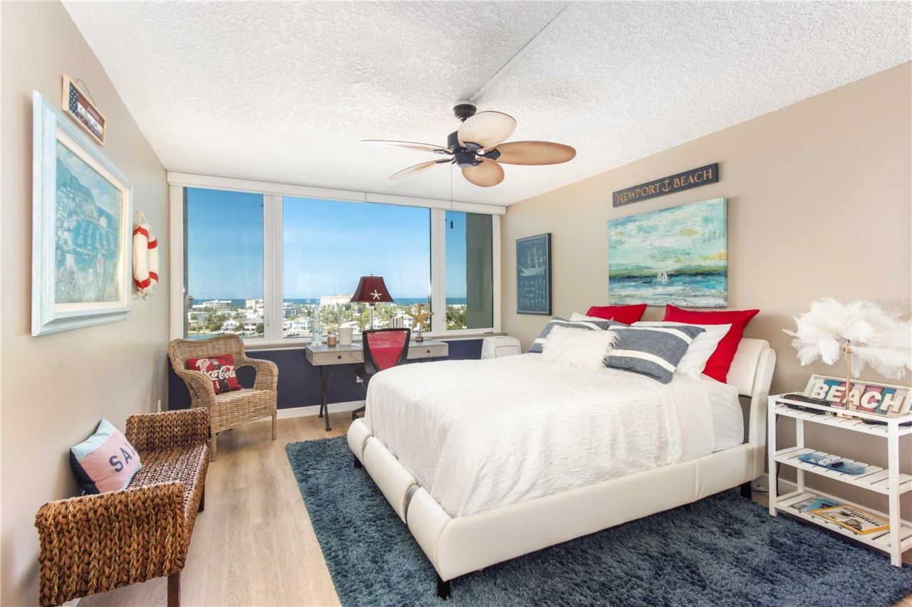 736 Island Way, Unit 804, Clearwater, FL 33767 Photo