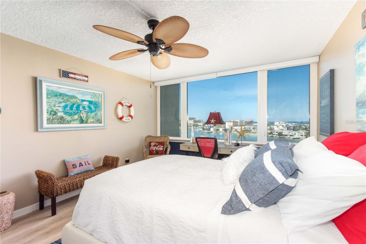 736 Island Way, Unit 804, Clearwater, FL 33767 Photo