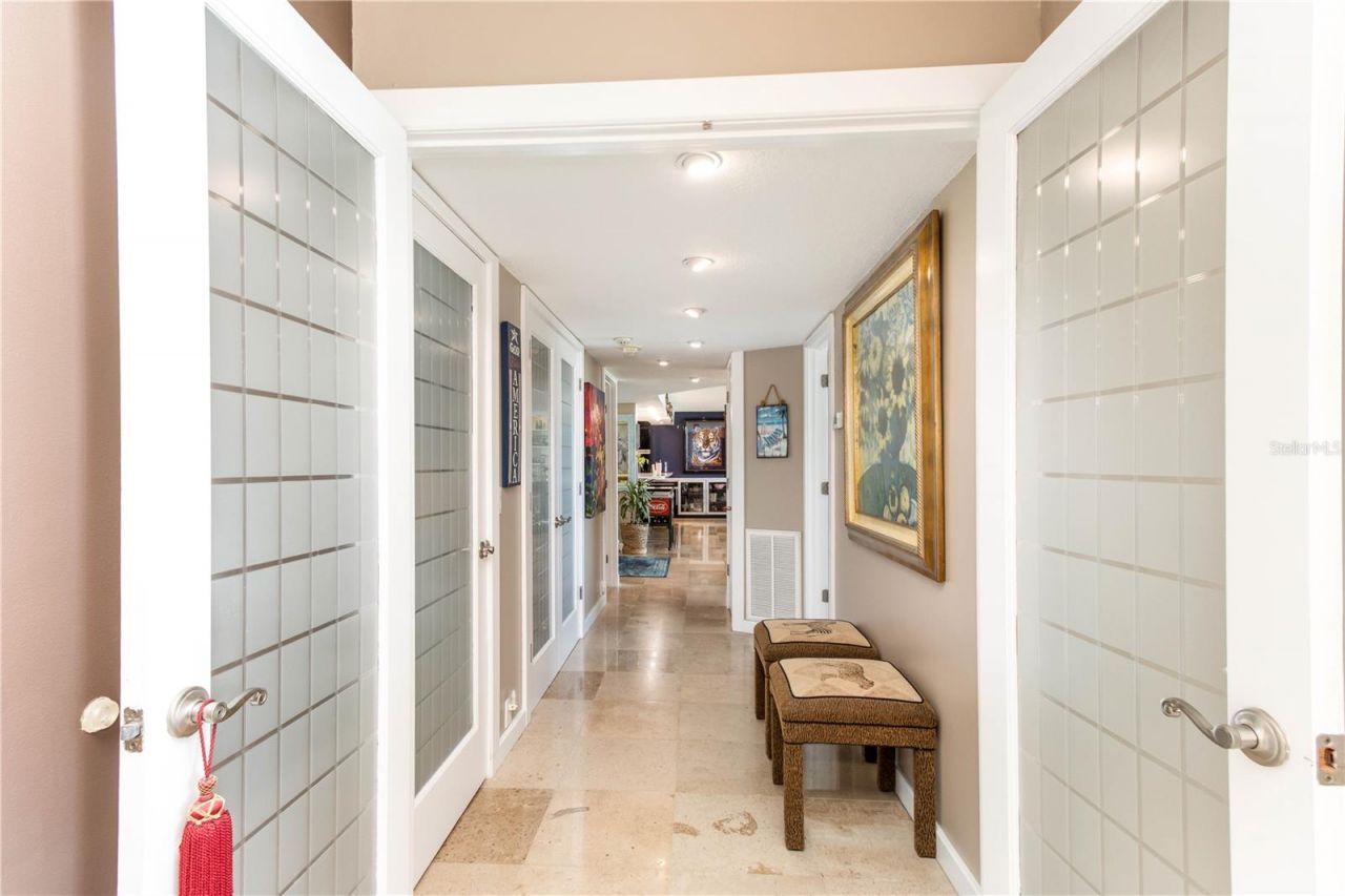 736 Island Way, Unit 804, Clearwater, FL 33767 Photo