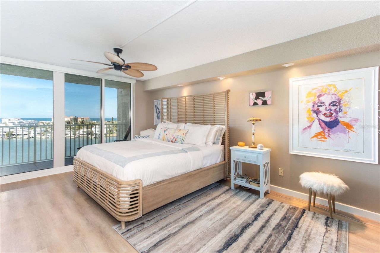 736 Island Way, Unit 804, Clearwater, FL 33767 Photo