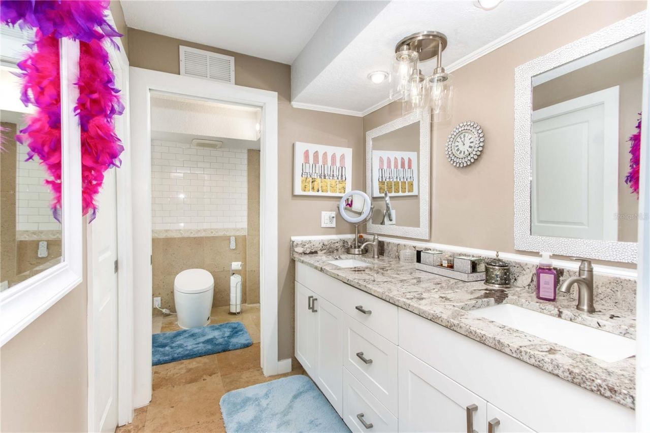 736 Island Way, Unit 804, Clearwater, FL 33767 Photo