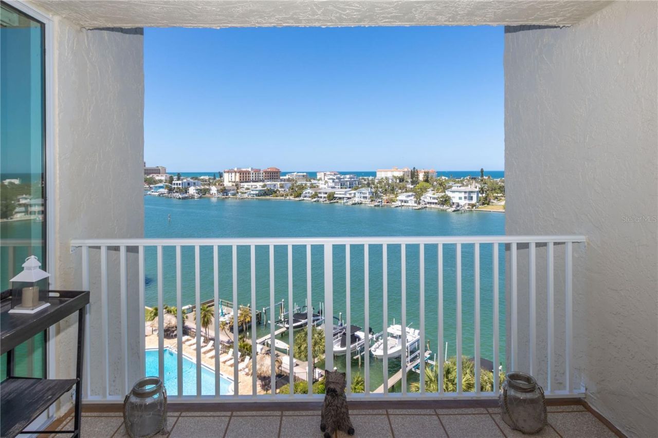 736 Island Way, Unit 804, Clearwater, FL 33767 Photo