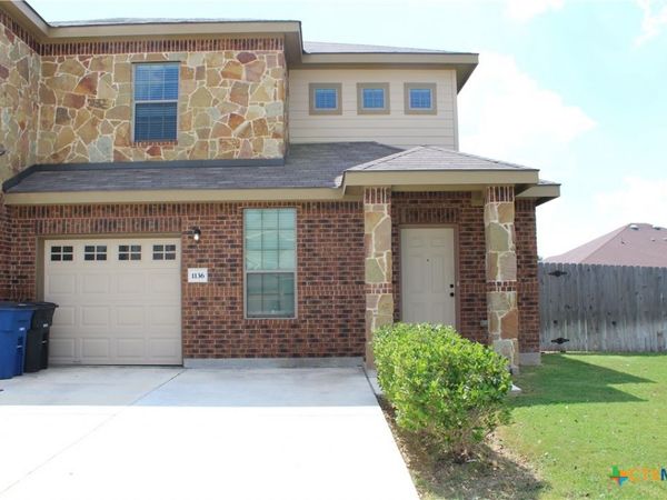 1136 Brown Rock Drive , New Braunfels, TX 78130
