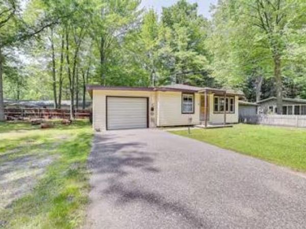 113 Birchwood Avenue, Prudenville, MI 48651