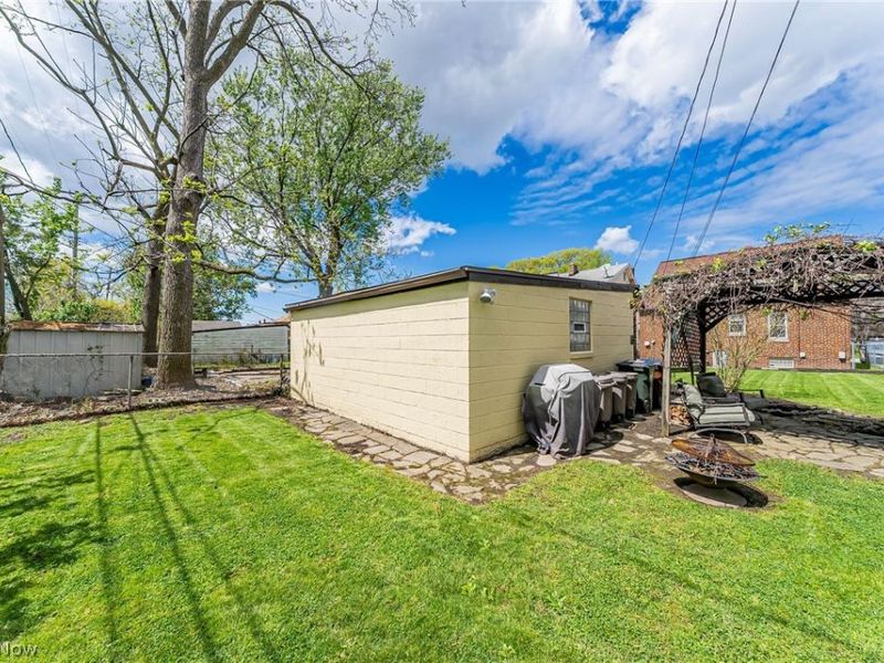 7415 Jameson Road, Parma, OH 44129 Photo 34