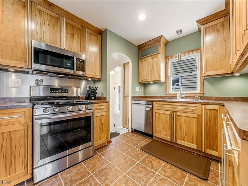 7415 Jameson Road, Parma, OH 44129 Photo 7
