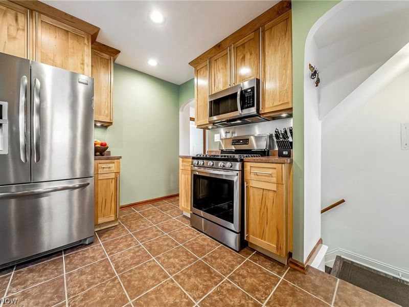 7415 Jameson Road, Parma, OH 44129 Photo 8